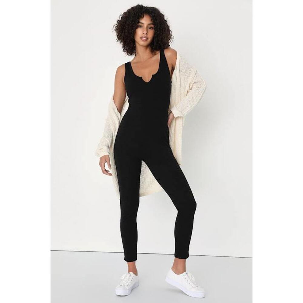 Lulus Chic Leisure Black Ribbed Knit Sleeveless Notched Jumpsuit - Size M